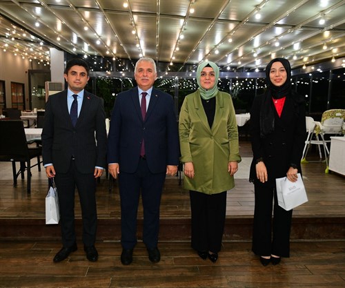  Kaymakamımız Soner DİVLİ, Trabzon Valimiz Sayın Aziz YILDIRIM’a Veda Ziyaretinde Bulundu