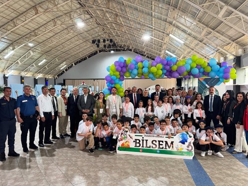 Araklı Bilim ve Sanat Merkezinin Bilim ve Sanat Şenliği Çoşkuyla Kutlandı